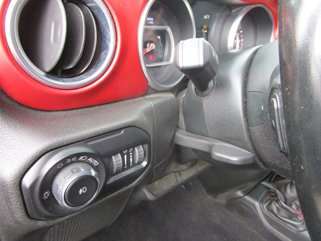 Used 2020 Jeep Wrangler Unlimited Rubicon w/ Dual Top Group image 26