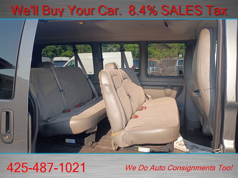 Used 2017 Chevrolet Express 2500 LS RWD image 24