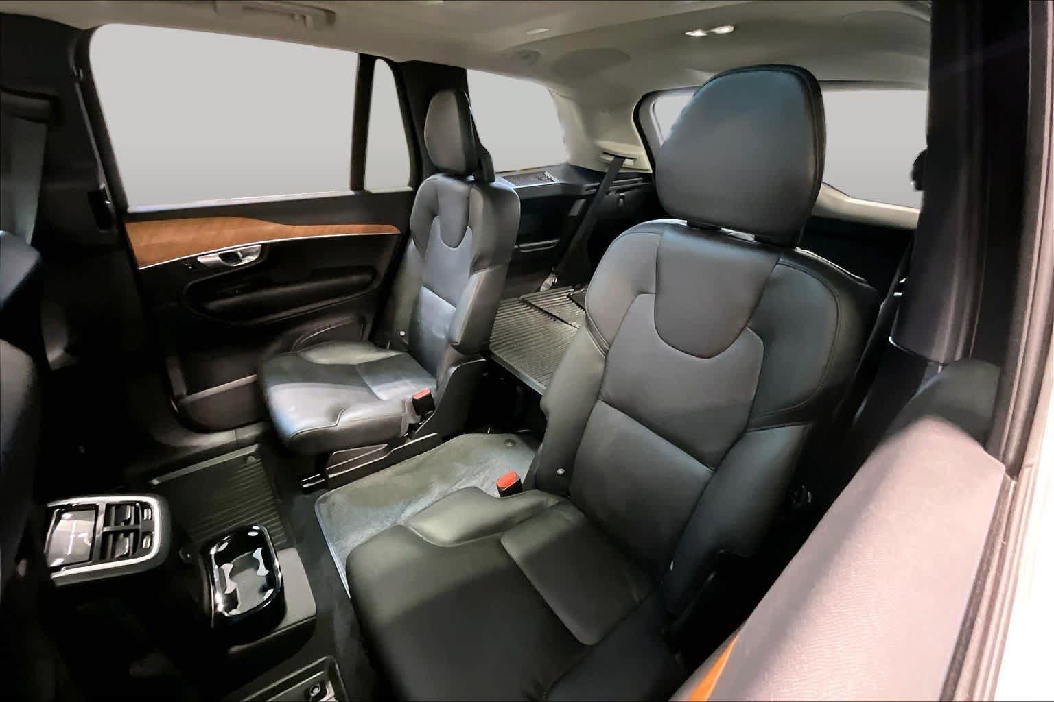 Used 2025 Volvo XC90 T8 Plus w/ Protection Package AWD/4WD image 20