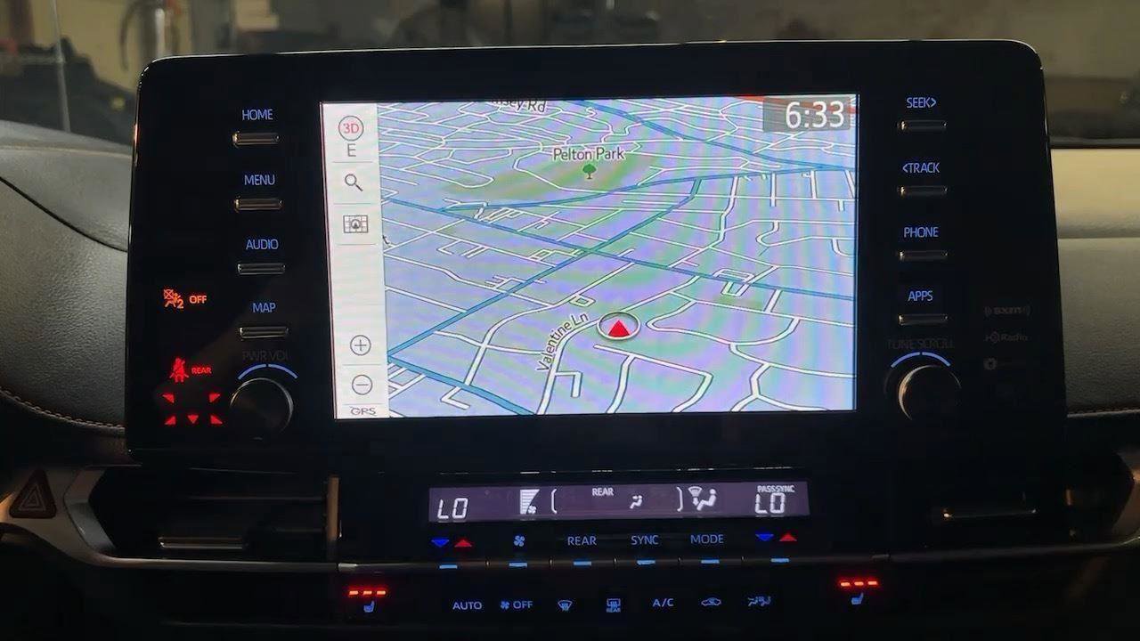 Certified 2022 Toyota Sienna XSE image 33