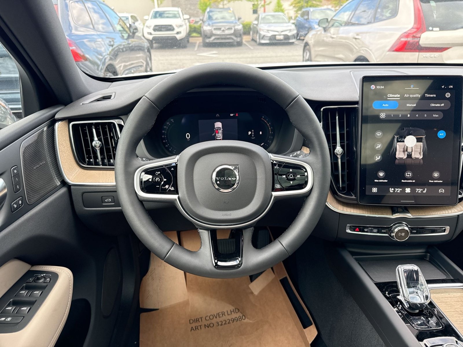 New 2026 Volvo XC60 B5 Plus w/ Protection Package Premier AWD/4WD image 16