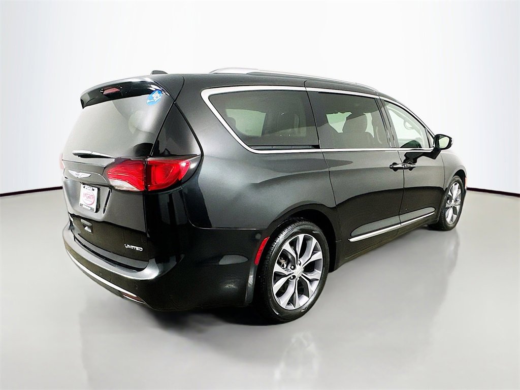 Used 2020 Chrysler Pacifica Limited w/ Tire & Wheel Group image 21