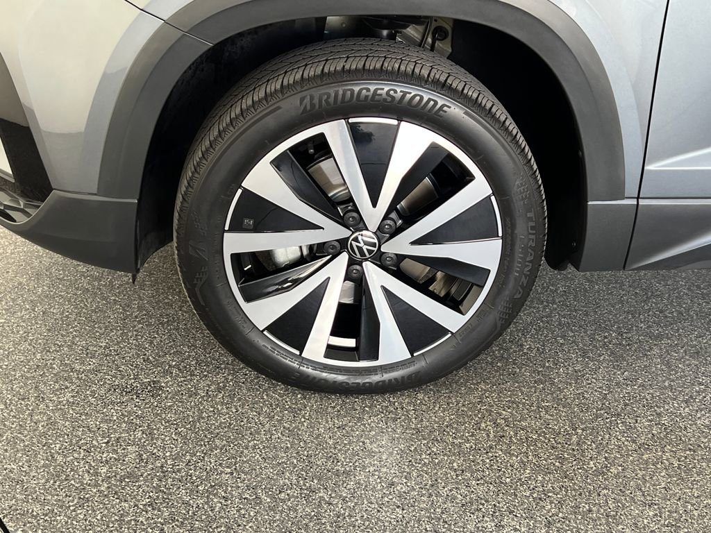Used 2022 Volkswagen Taos SE image 27