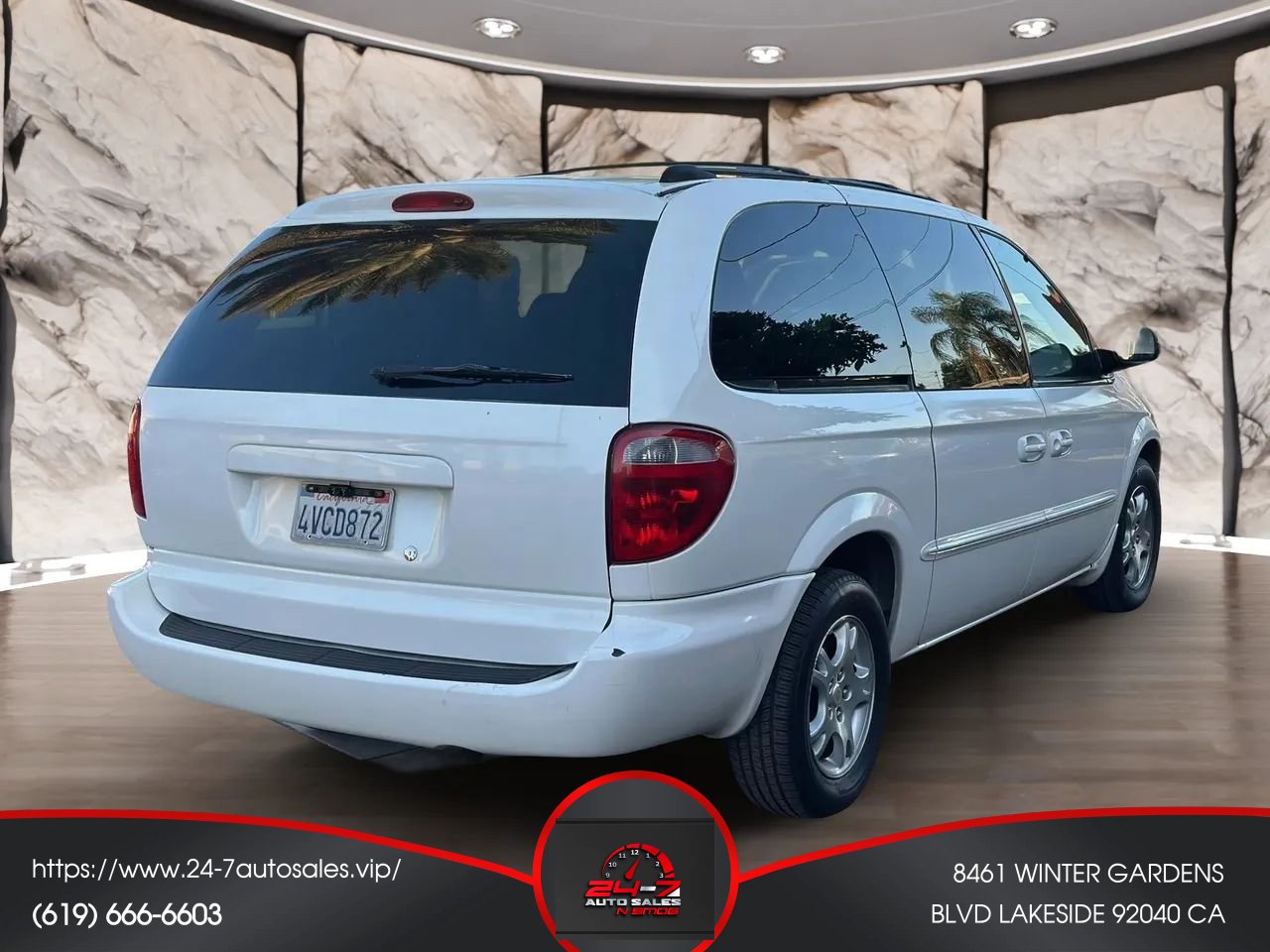 Used 2002 Dodge Grand Caravan Sport FWD image 4
