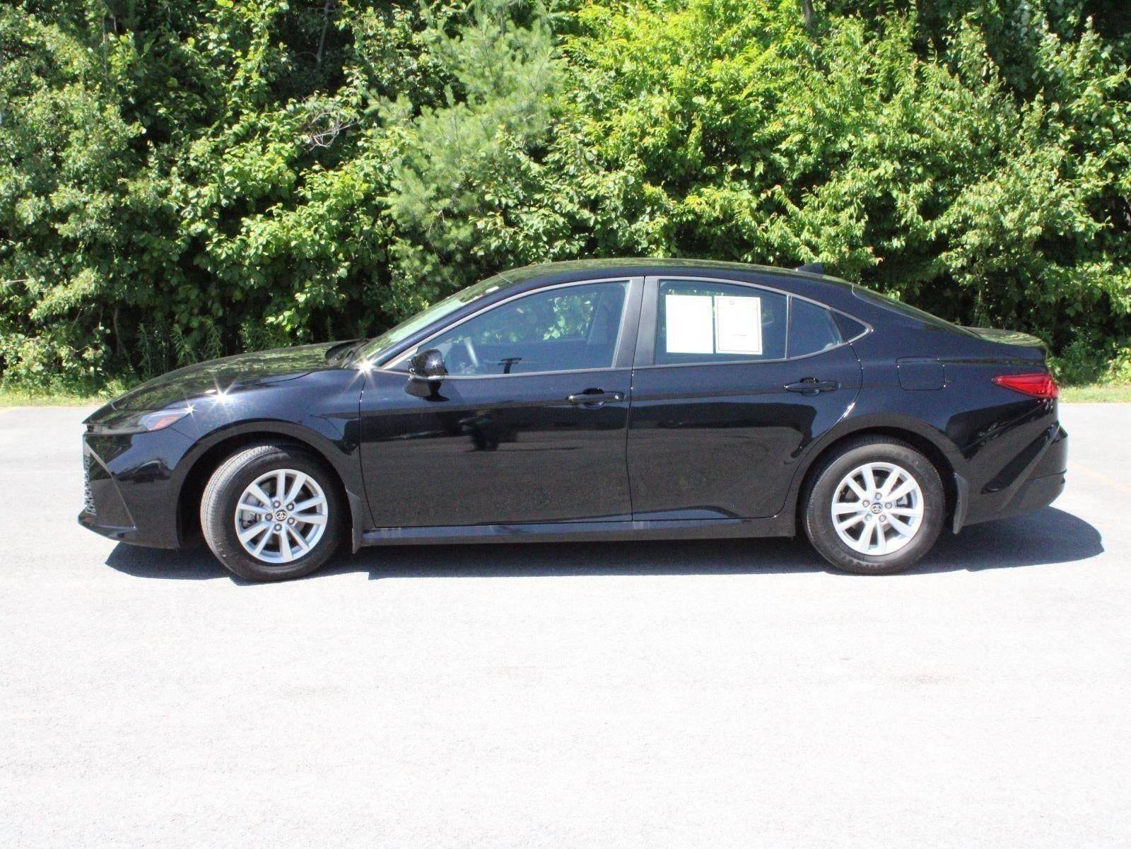 Certified 2025 Toyota Camry LE image 98