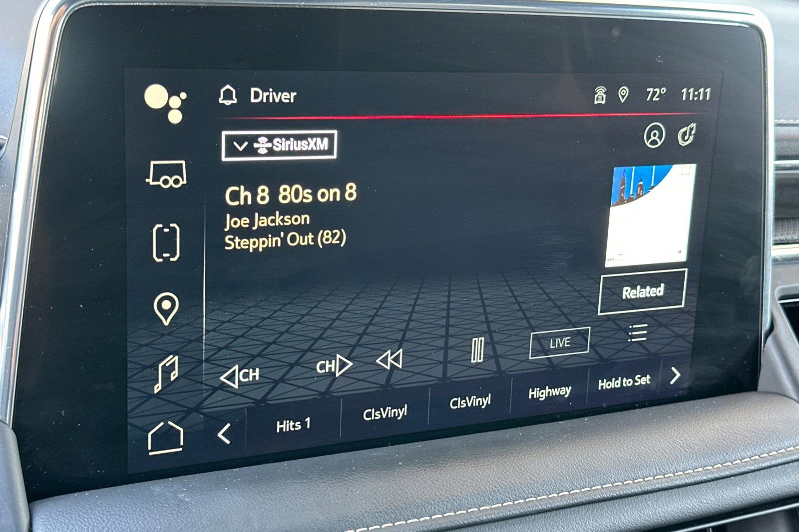 Used 2023 GMC Yukon SLT w/ SLT Luxury Package image 22