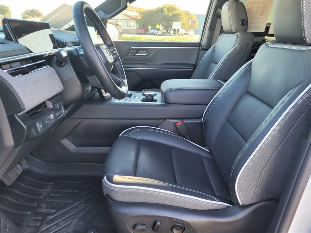 Used 2026 GMC Sierra EV Elevation image 14