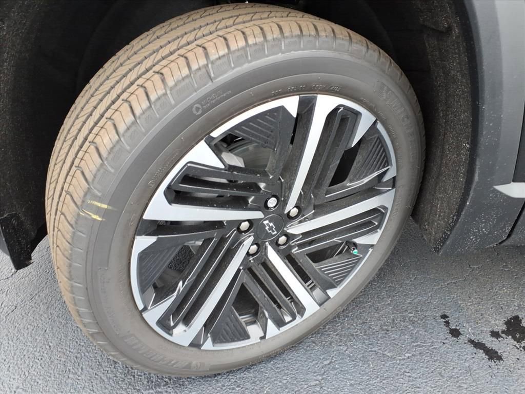 New 2026 Chevrolet Equinox RS w/ Convenience Package III image 16