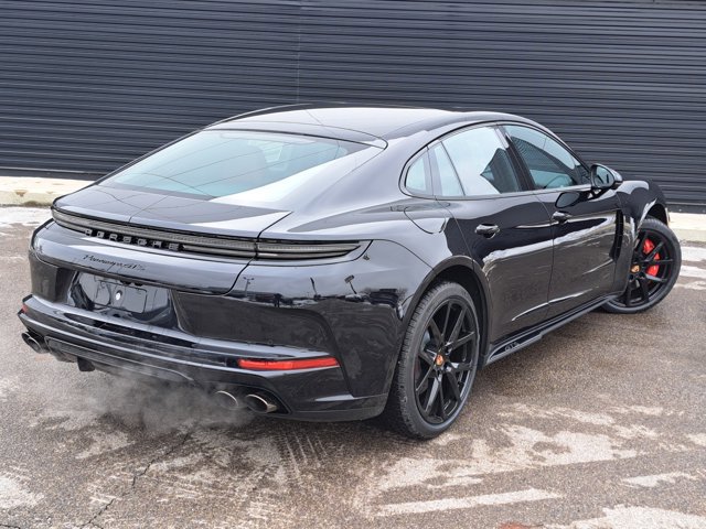 New 2026 Porsche Panamera GTS image 7