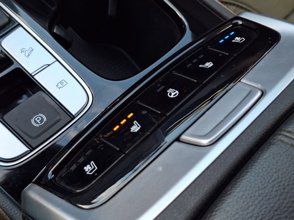 Certified 2023 Hyundai Santa Cruz Limited w/ Cargo Package image 24