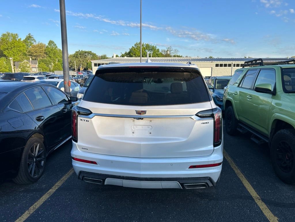 Used 2024 Cadillac XT6 Sport w/ Platinum Package AWD/4WD image 6