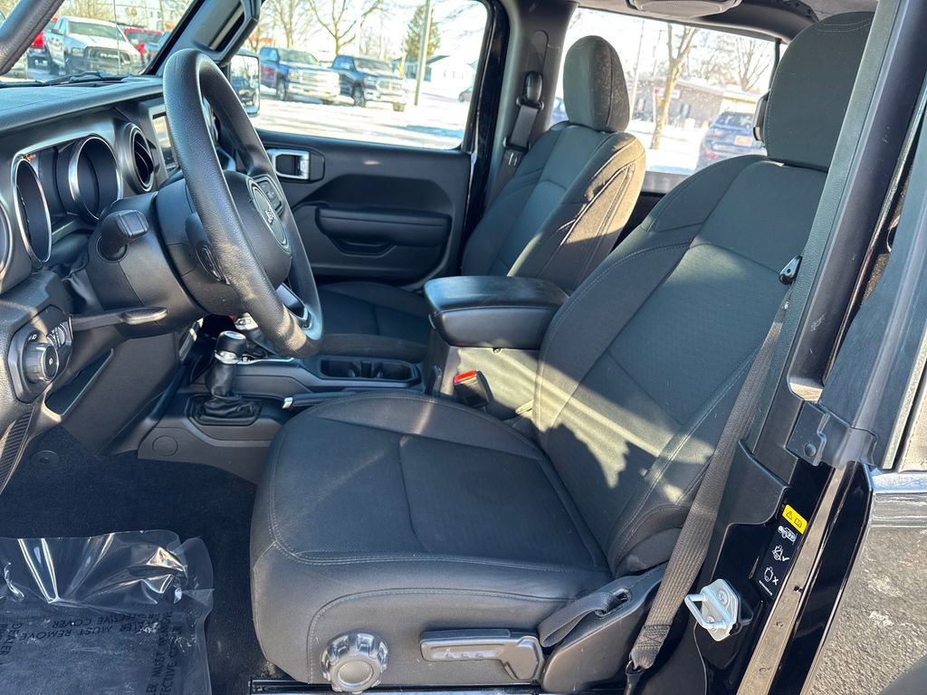 Certified 2022 Jeep Wrangler Sport image 11