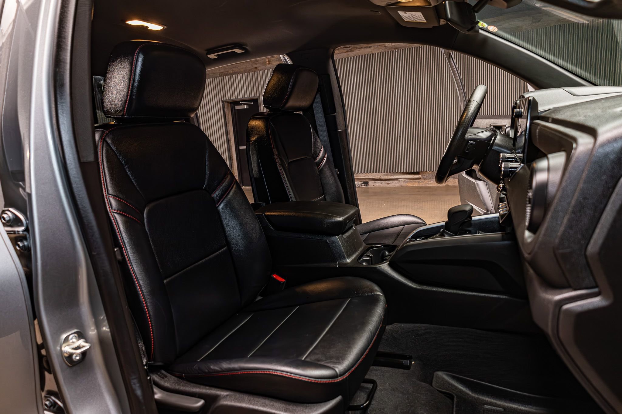 Used 2024 Chevrolet Colorado Trail Boss image 24