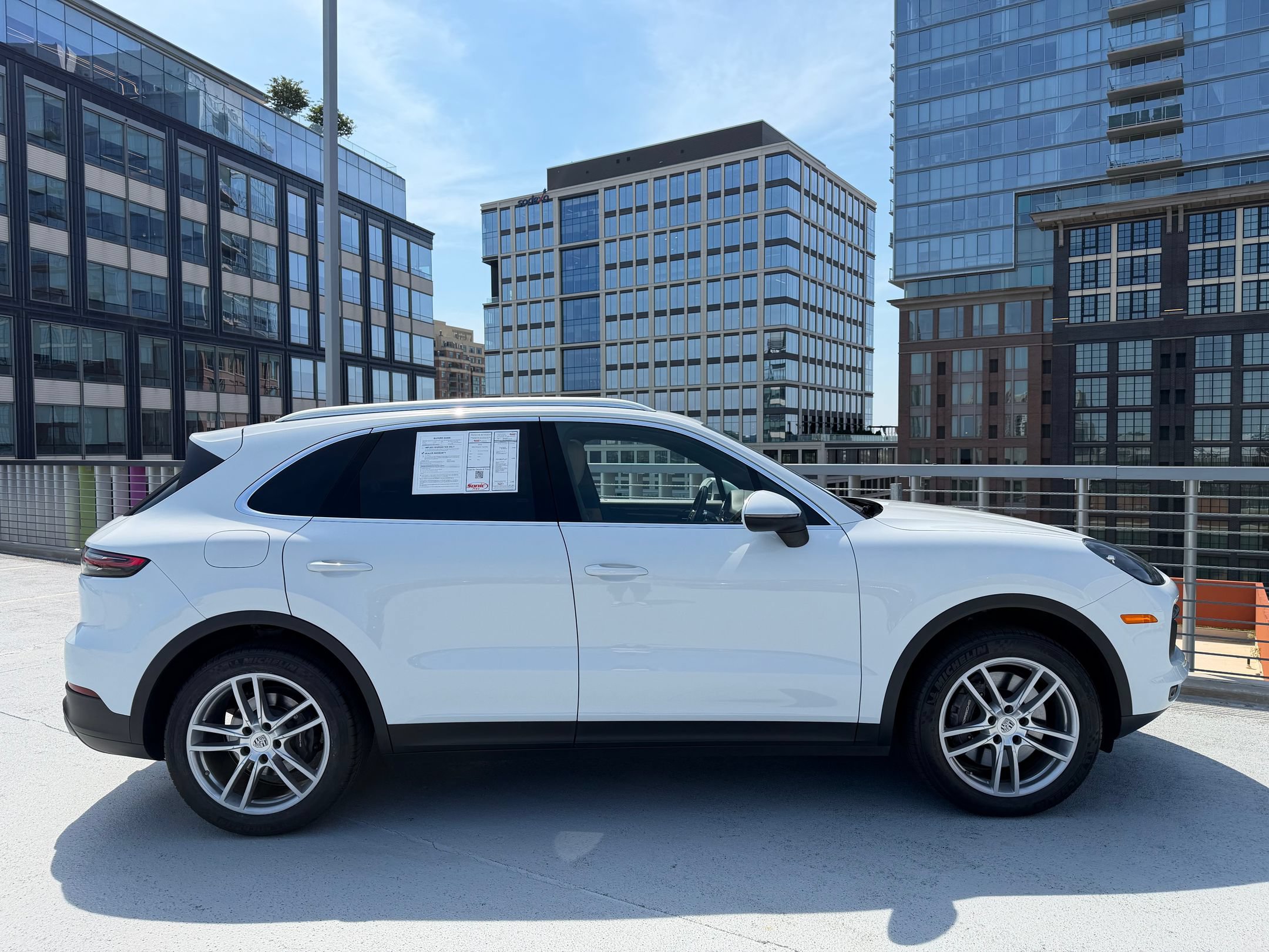 Certified 2023 Porsche Cayenne AWD/4WD image 8