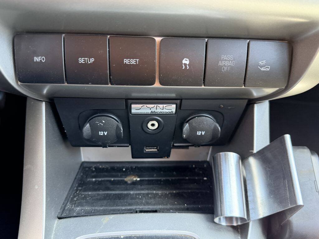 Used 2009 Ford Focus SES FWD image 19