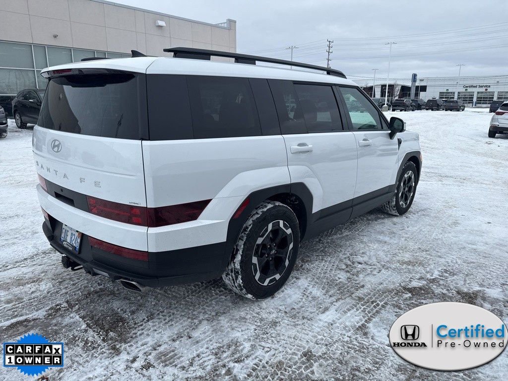 Used 2025 Hyundai Santa Fe SEL image 3