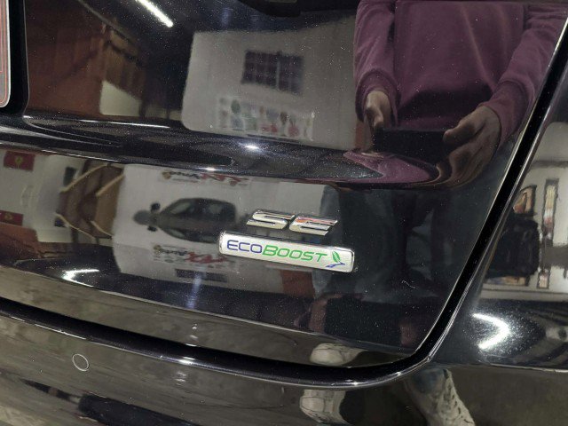 Used 2020 Ford Fusion SE image 14