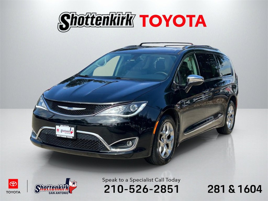 Used 2018 Chrysler Pacifica Limited