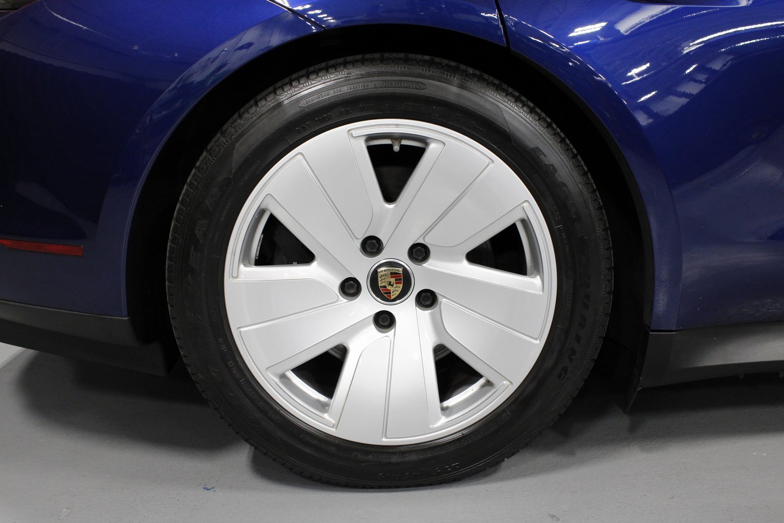 Certified 2021 Porsche Taycan image 13