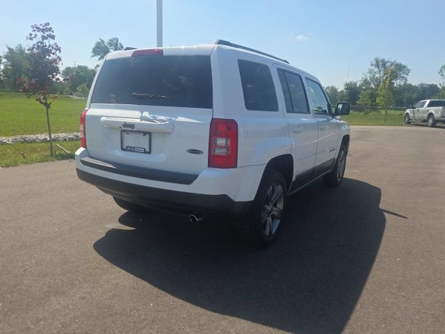 Used 2017 Jeep Patriot Sport w/ Power Value Group FWD image 8