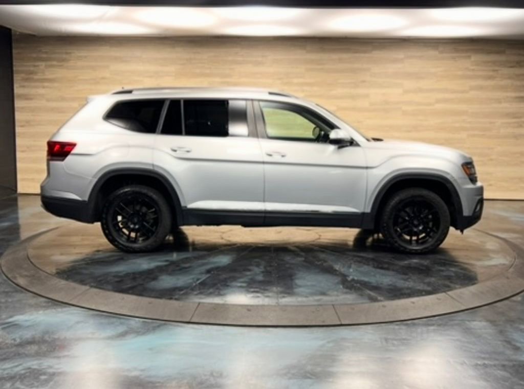 Used 2018 Volkswagen Atlas SEL AWD/4WD image 27