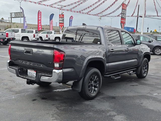 Used 2021 Toyota Tacoma SR5 RWD image 8