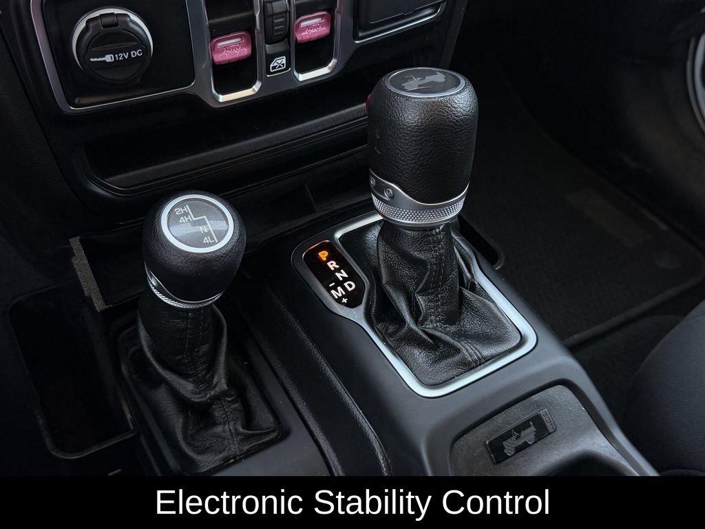 Used 2021 Jeep Wrangler Unlimited Sport AWD/4WD image 25