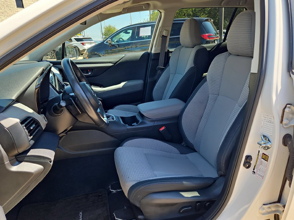 Used 2025 Subaru Outback Premium AWD/4WD image 25