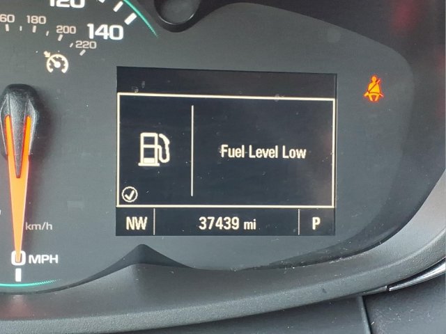 Used 2022 Chevrolet Trax LS w/ Tint and Cruise Package AWD/4WD image 31