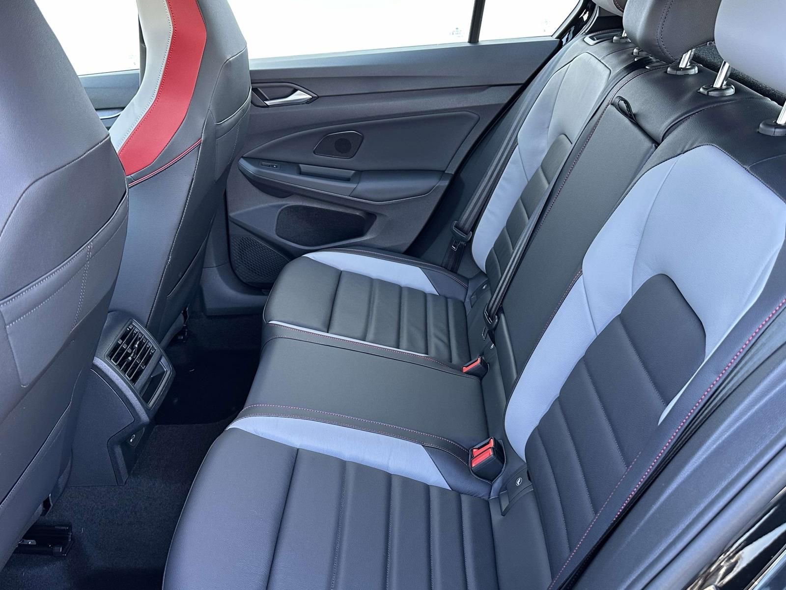 New 2026 Volkswagen GTI SE image 13