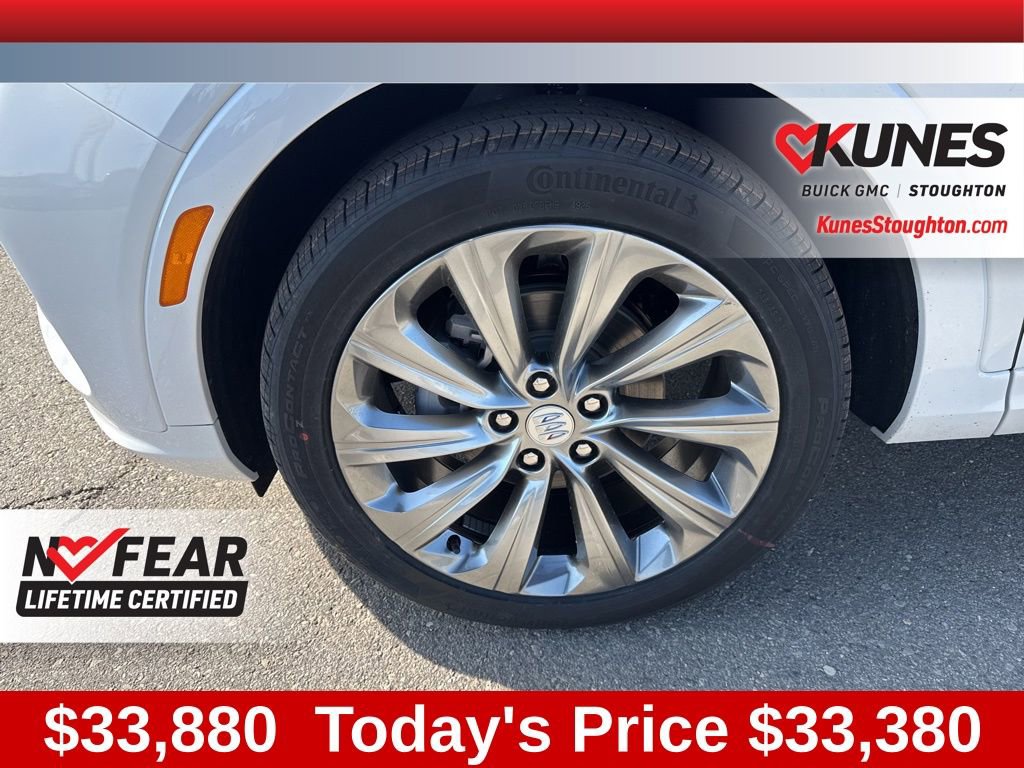 New 2026 Buick Envista Avenir image 17