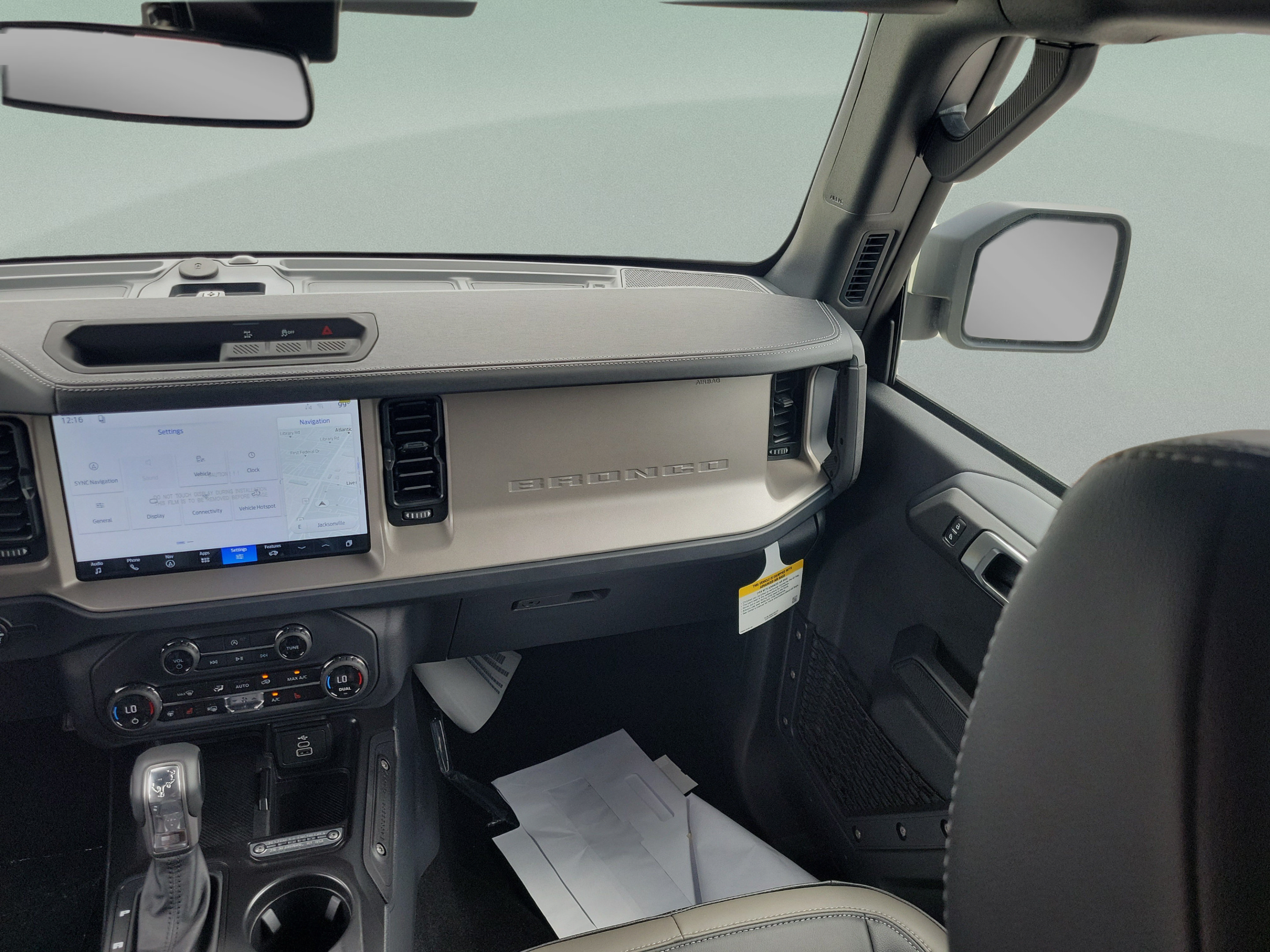 New 2026 Ford Bronco Outer Banks AWD/4WD image 7