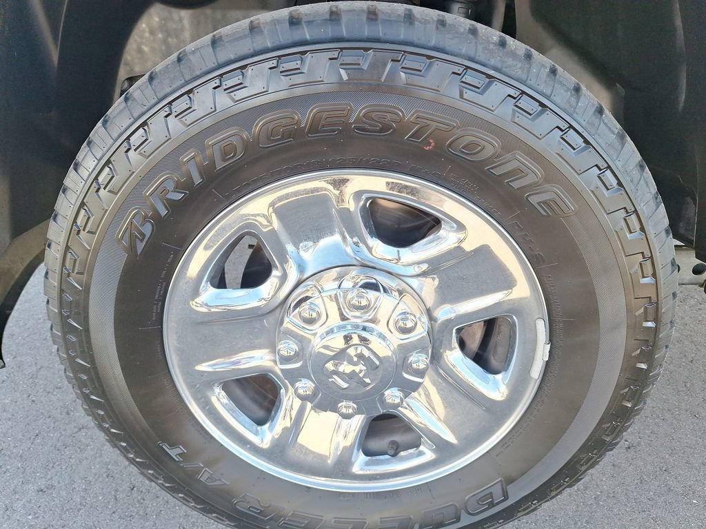 Used 2023 RAM 2500 Tradesman w/ Chrome Appearance Group image 25