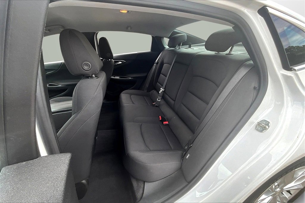 Used 2020 Chevrolet Malibu LT image 22