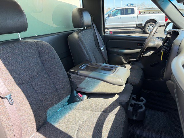 Used 2003 Chevrolet Silverado 1500 W/T RWD image 18