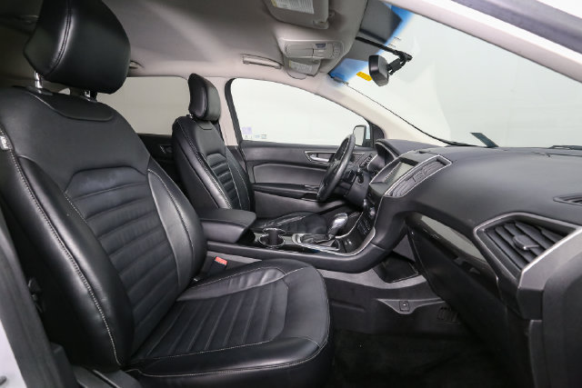 Used 2015 Ford Edge SEL w/ Equipment Group 201A AWD/4WD image 16