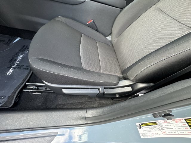 Certified 2025 Nissan Sentra SV FWD image 13