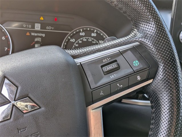 Used 2022 Mitsubishi Outlander SE image 18