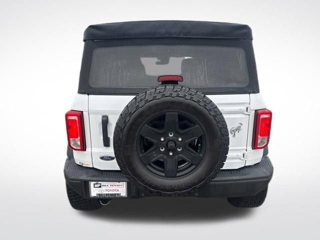Used 2022 Ford Bronco Black Diamond image 4