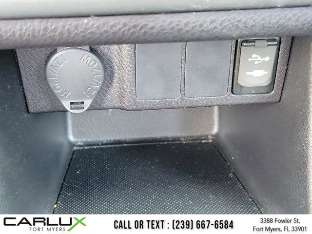 Used 2019 Toyota Corolla LE image 31