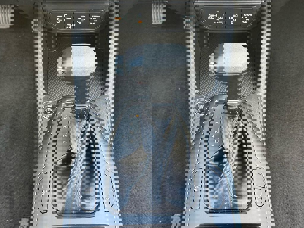 Used 2025 Kia K4 LXS image 27