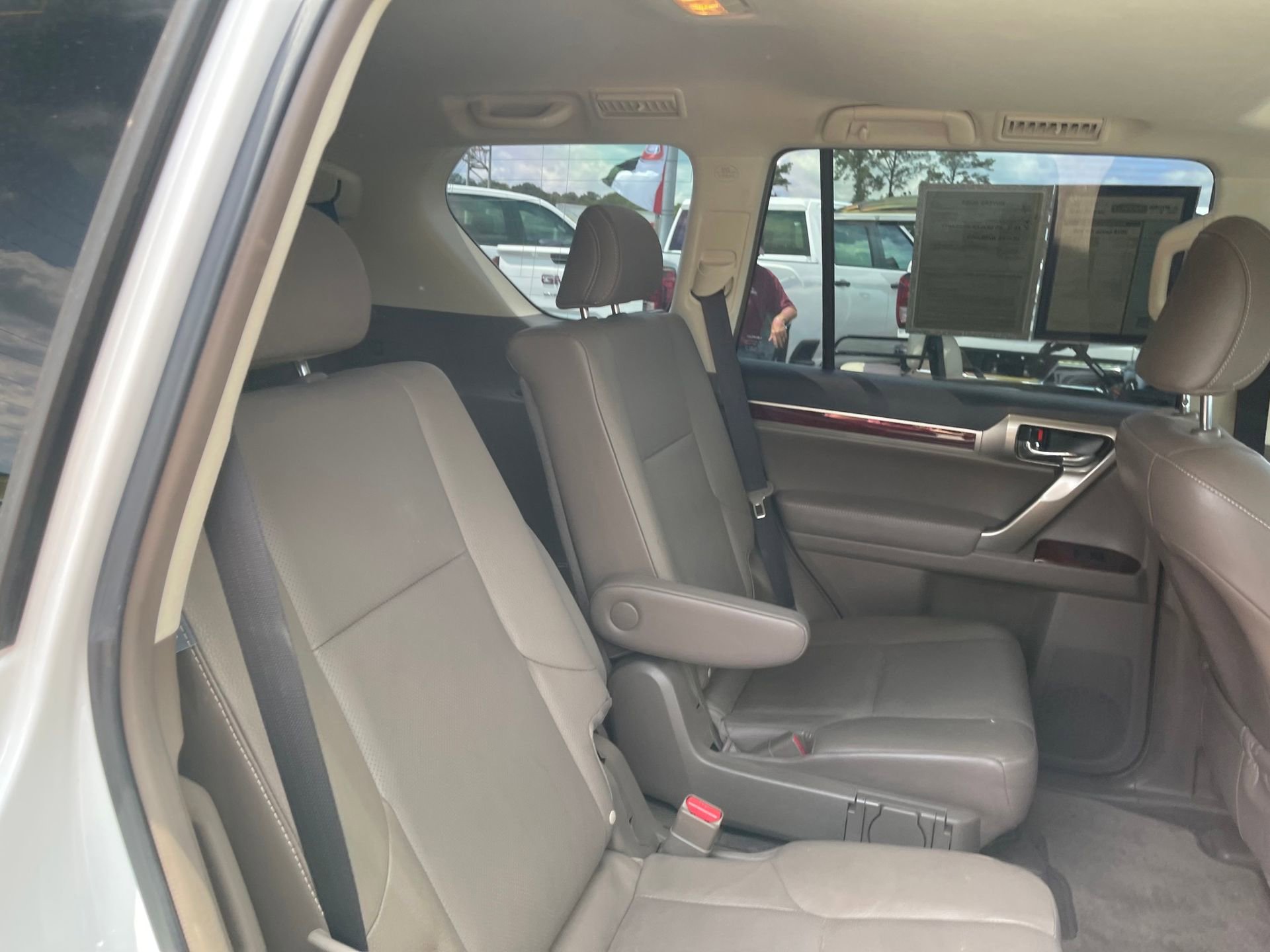 Used 2018 Lexus GX 460 Premium AWD/4WD image 24
