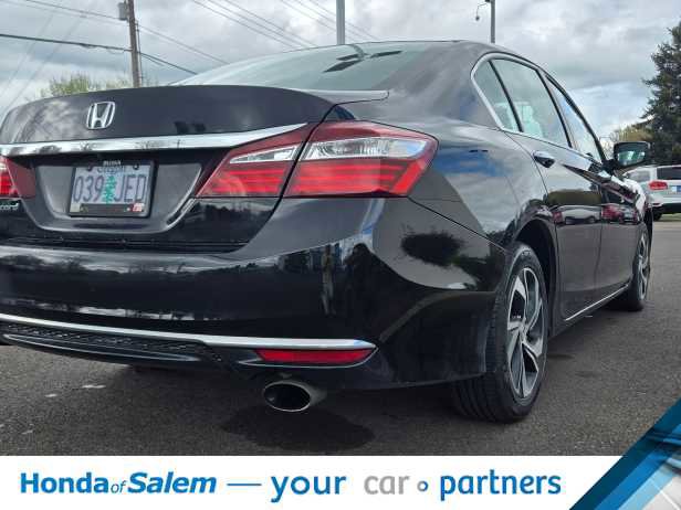 Used 2016 Honda Accord LX image 4