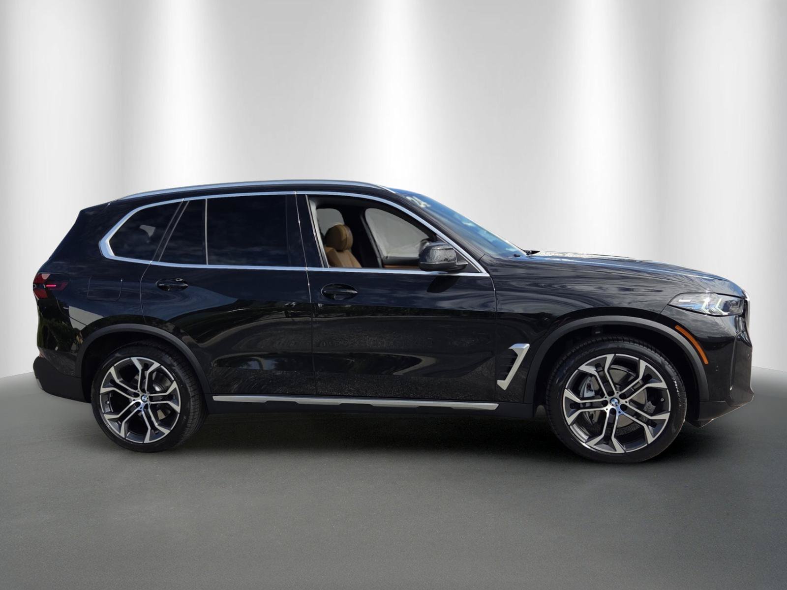 Used 2024 BMW X5 sDrive40i w/ Executive Package RWD image 8