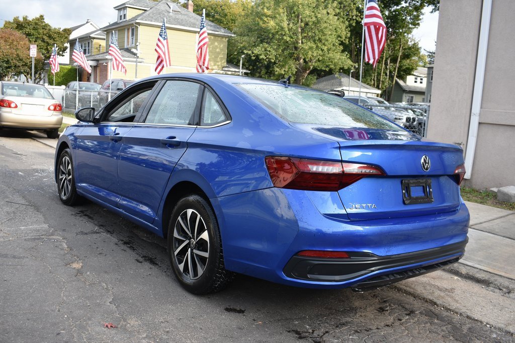 Used 2024 Volkswagen Jetta S image 8