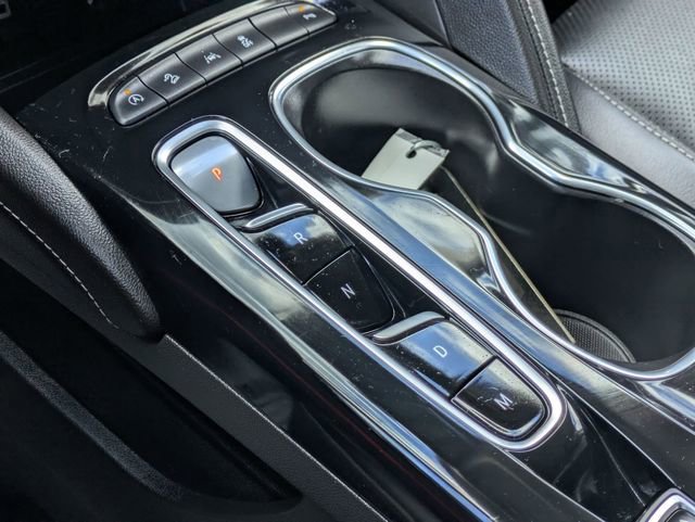 Used 2023 Buick Envision Essence image 25