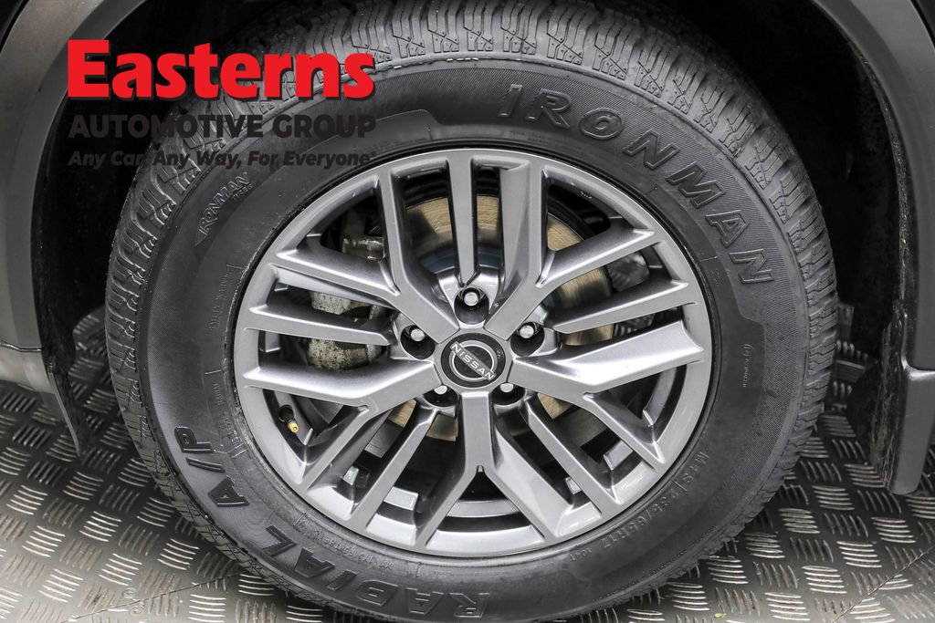 Used 2022 Nissan Rogue S image 29