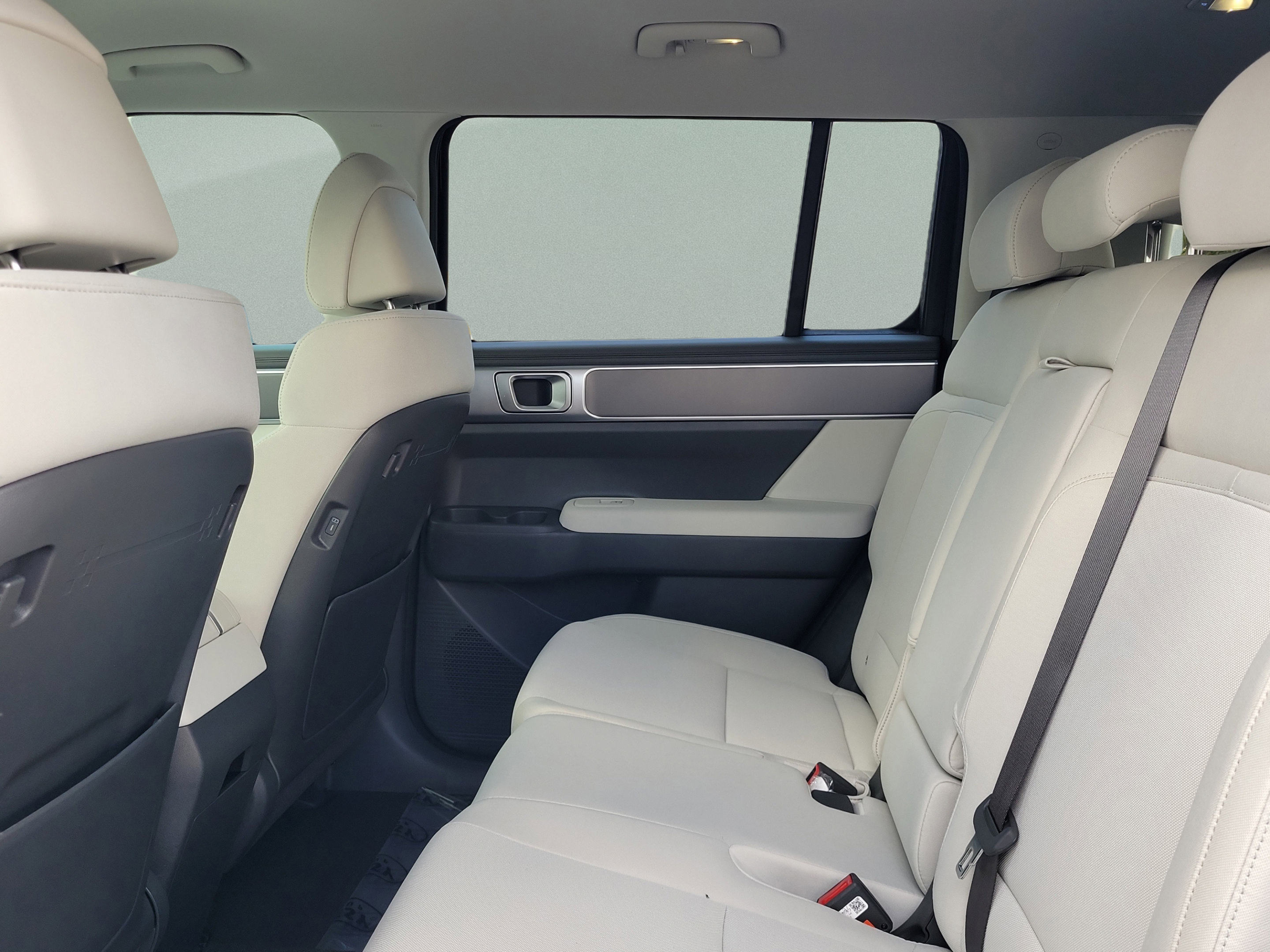 New 2026 Hyundai Santa Fe SE FWD image 26