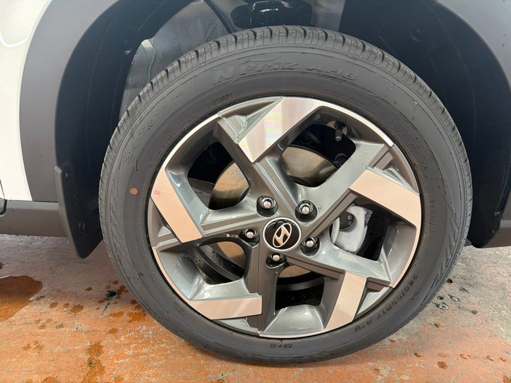 New 2026 Hyundai Venue SEL FWD image 11
