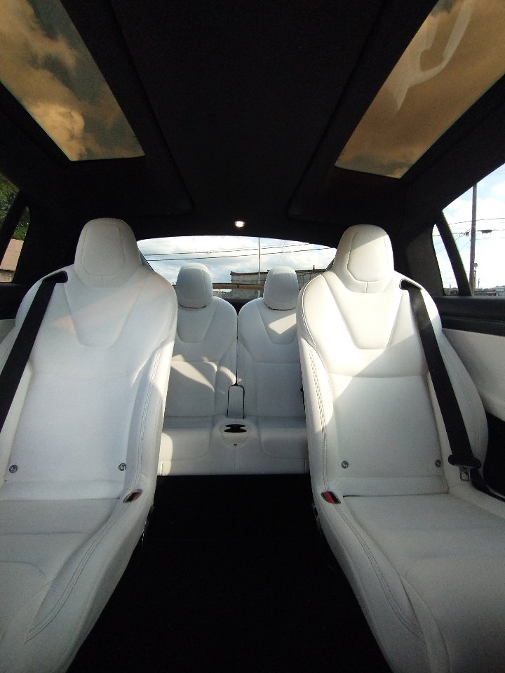 Used 2020 Tesla Model X Performance image 51